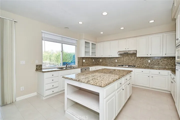 8223 E Marblehead Way, Anaheim Hills, California 92808