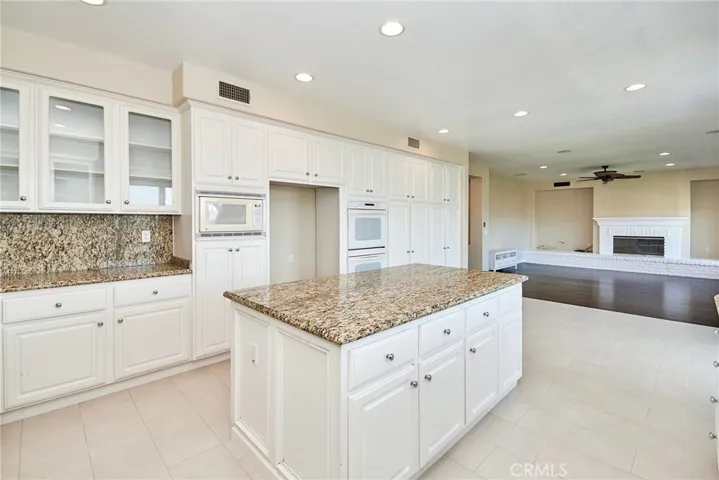 8223 E Marblehead Way, Anaheim Hills, California 92808