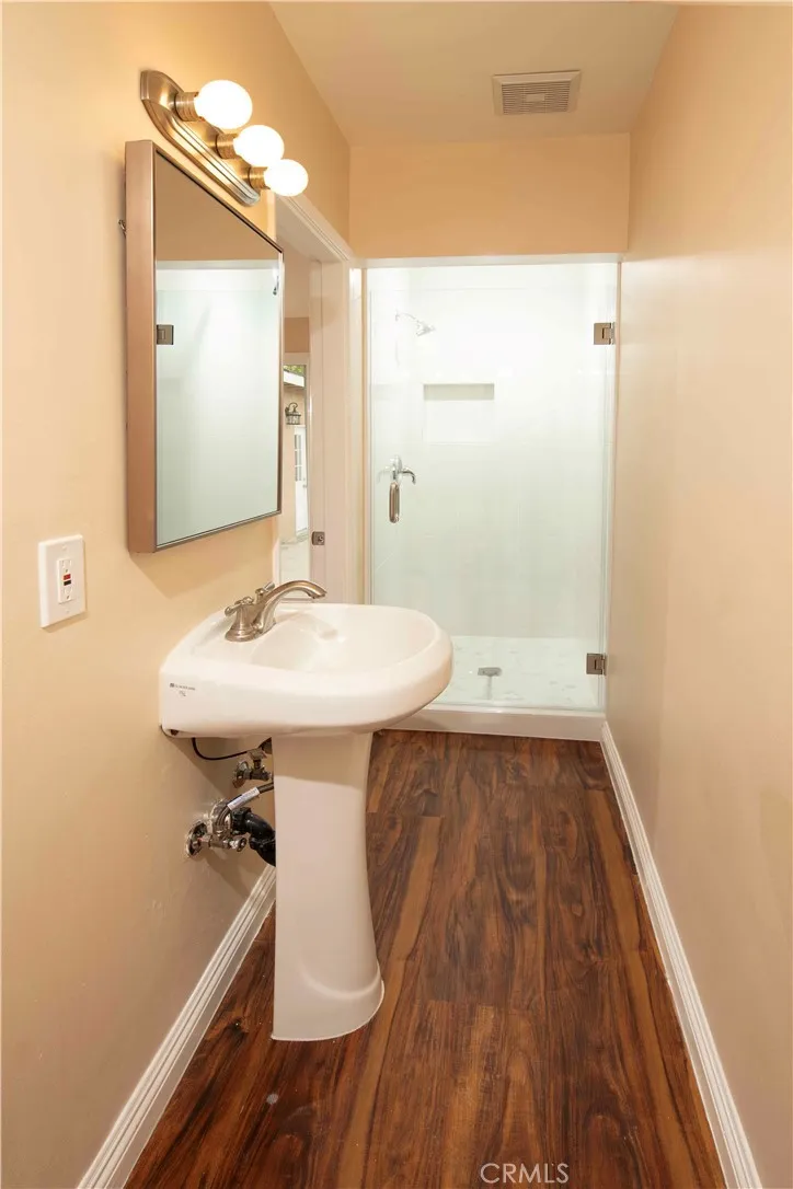 6232 Camellia Avenue, North Hollywood, California 91606 home-pic-43