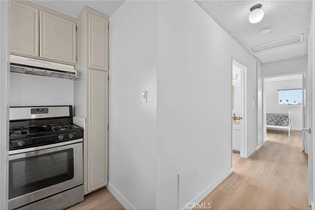 520 Avenue B 7, Redondo Beach, California 90277 home-pic-20