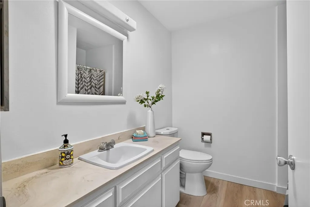 520 Avenue B 7, Redondo Beach, California 90277 home-pic-7