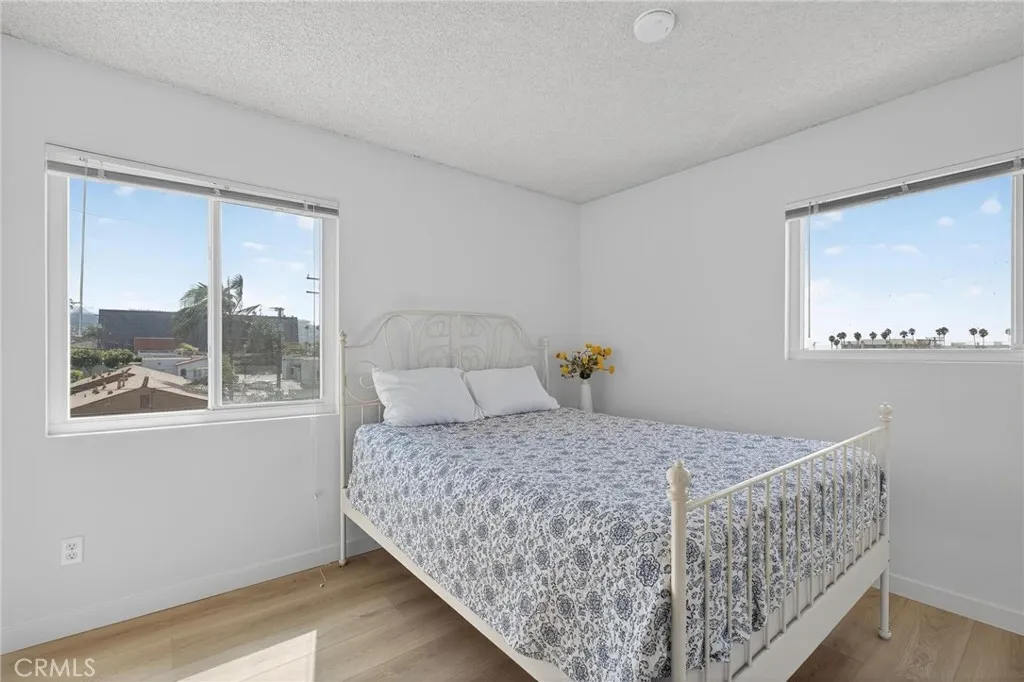 520 Avenue B 7, Redondo Beach, California 90277 home-pic-3