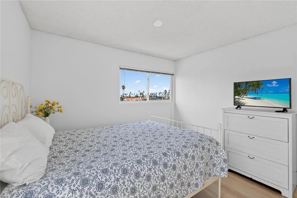 520 Avenue B 7, Redondo Beach, California 90277 home-pic-5