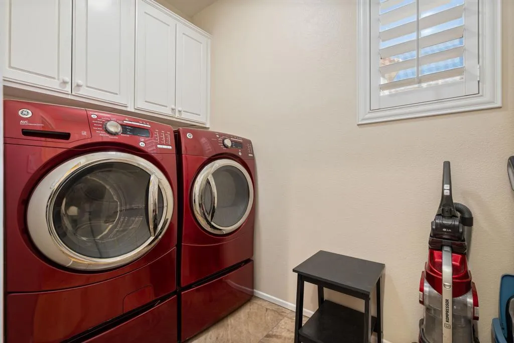 82660 Heston Drive, Indio, California 92201 home-pic-38