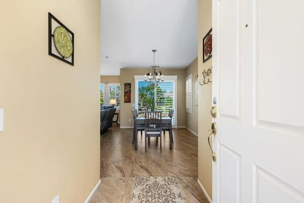 82660 Heston Drive, Indio, California 92201 home-pic-9