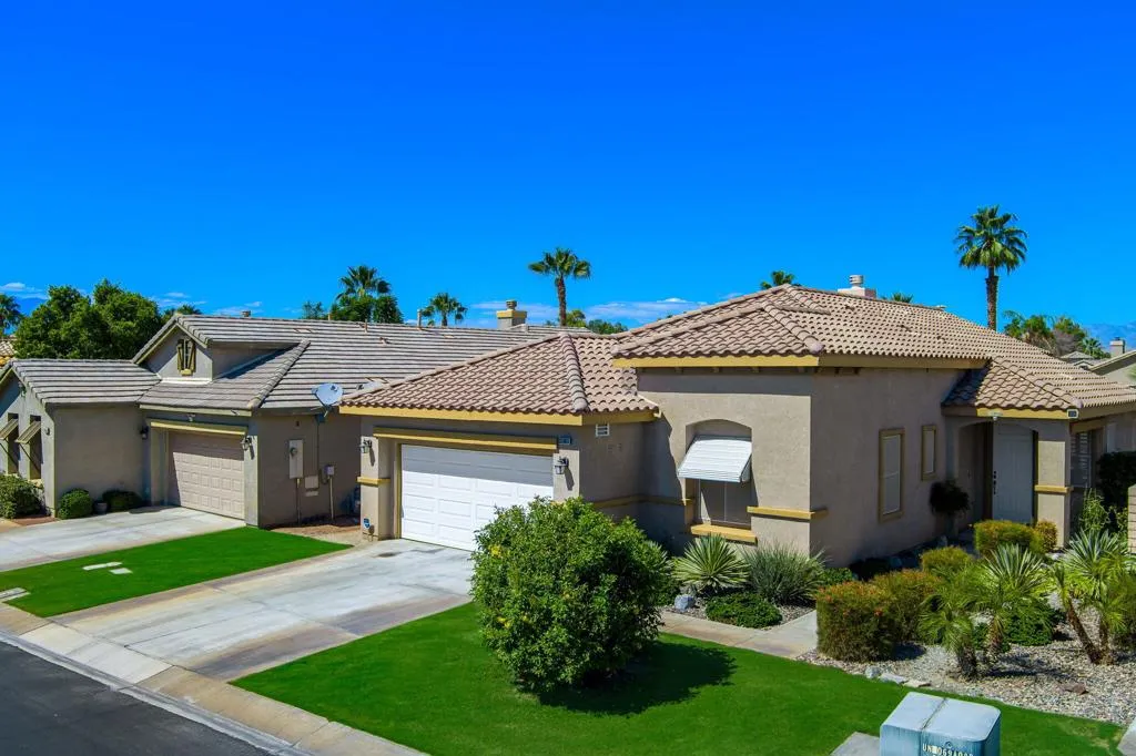 82660 Heston Drive, Indio, California 92201 home-pic-2