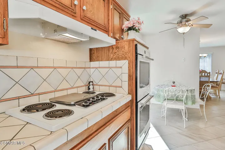 cKitchen and Dining8