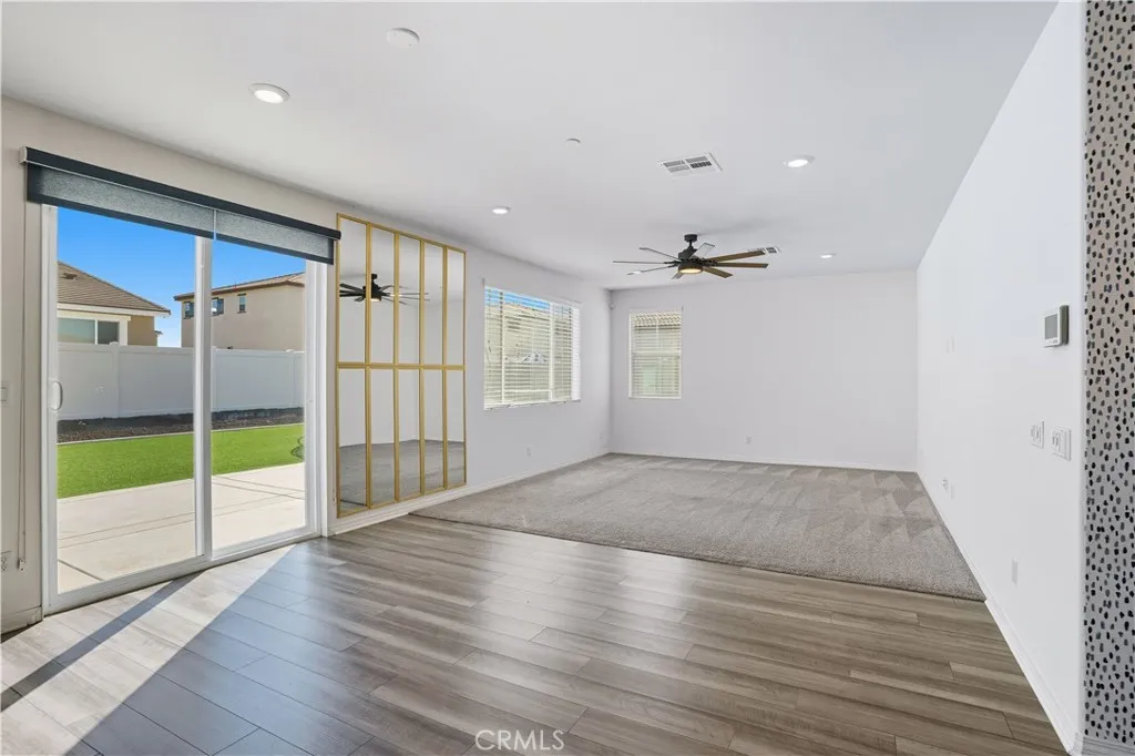 27531 27531 Mountainside, Menifee, California 92584 home-pic-4