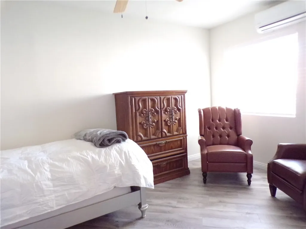13627 13627 Hermano Way, Desert Hot Springs, California 92240 home-pic-17