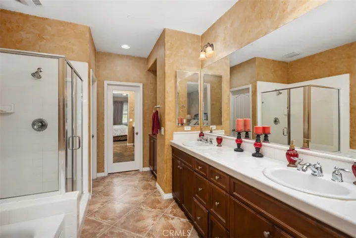 Separate shower and large walk in Closet