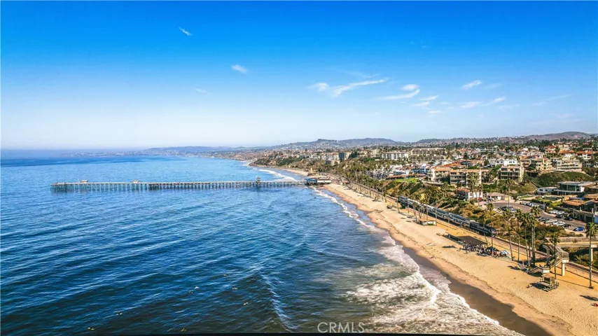Close to World-Class Beaches, Pier and Boutiques