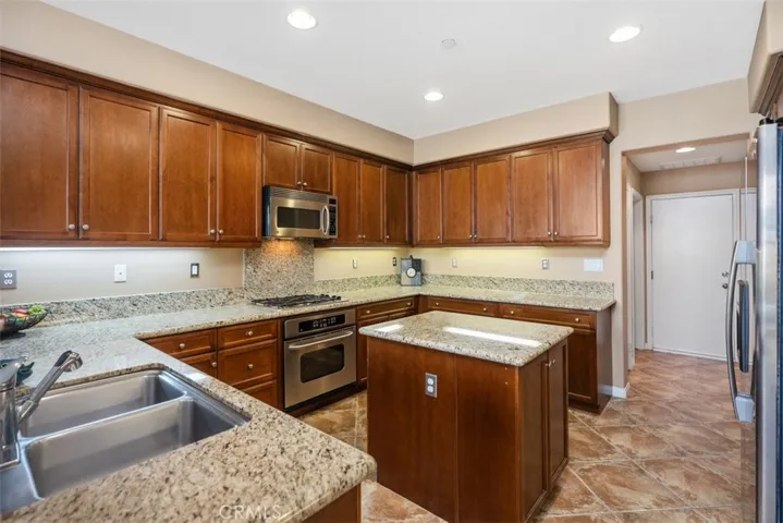 11 Corte Loarre, San Clemente, California 92673