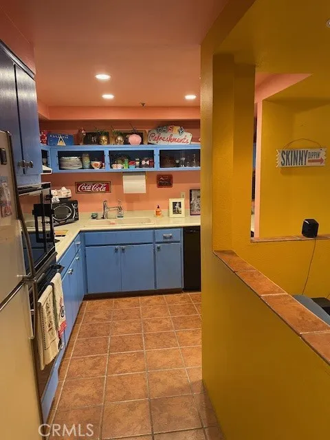 487 Village Square W., Palm Springs, California 92262 home-pic-8