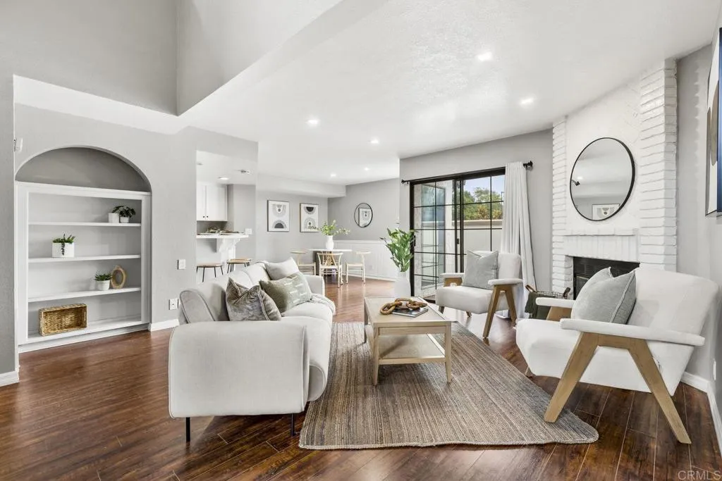 7012 Goldenrod Way, Carlsbad, California 92011 home-pic-4