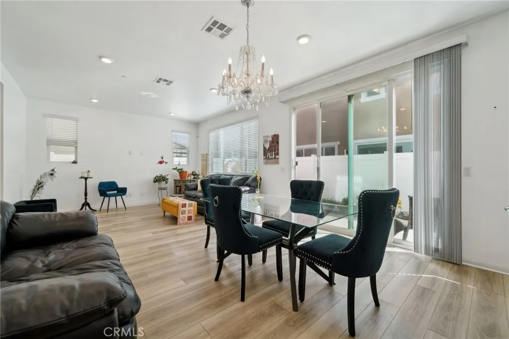 40567 Birchfield Drive, Temecula, California 92591 home-pic-4