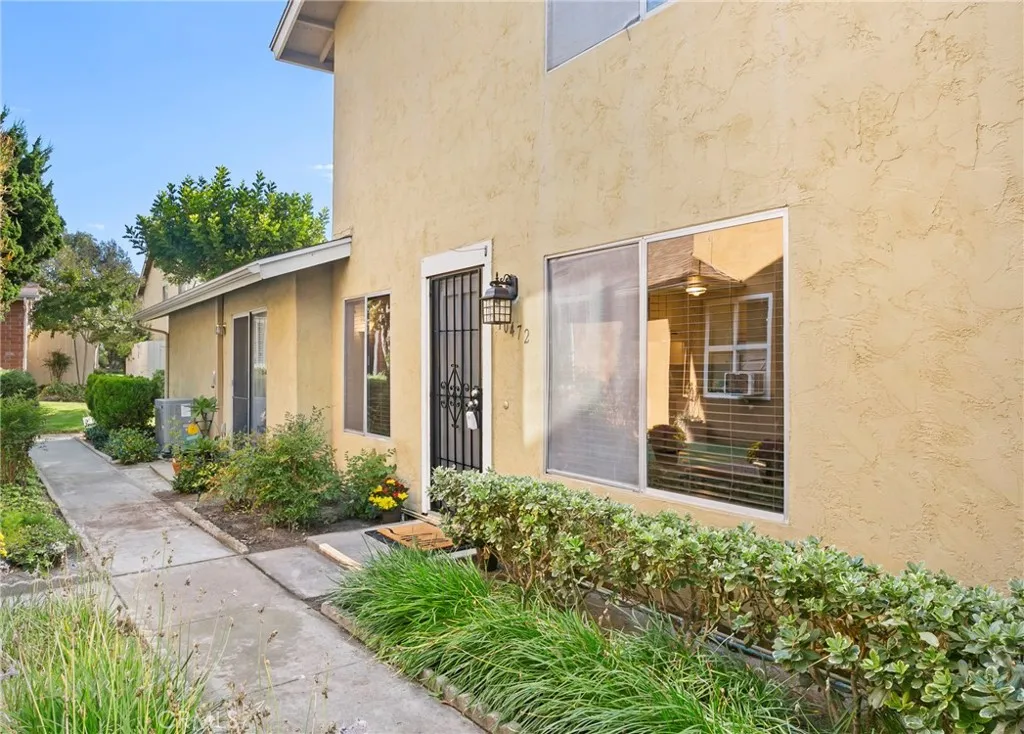 10472 Caminito Rimini, San Diego, California 92129 home-pic-21