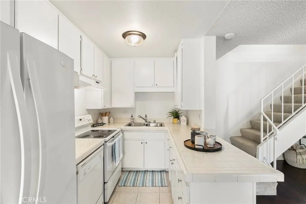 10472 Caminito Rimini, San Diego, California 92129 home-pic-8