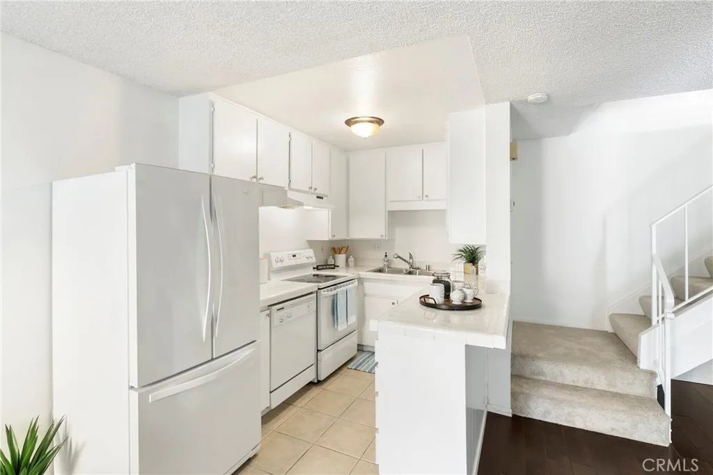 10472 Caminito Rimini, San Diego, California 92129 home-pic-7