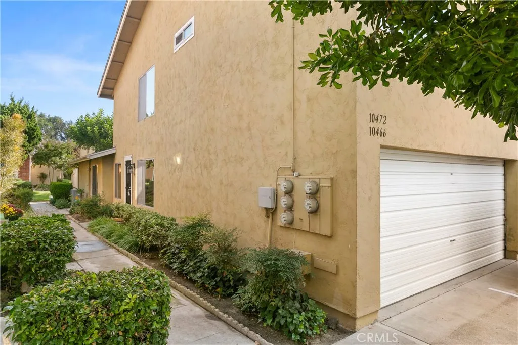 10472 Caminito Rimini, San Diego, California 92129 home-pic-24