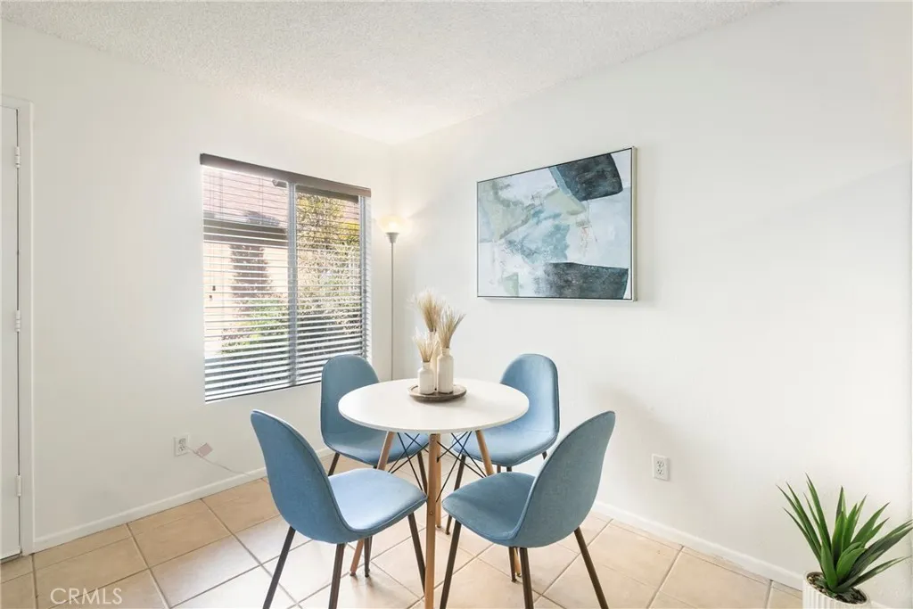 10472 Caminito Rimini, San Diego, California 92129 home-pic-11