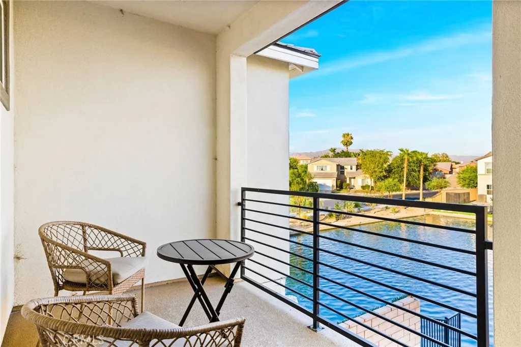 43092 Armonia Court, Indio, California 92203 home-pic-16
