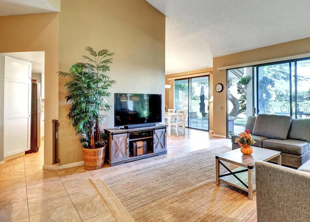 54671 Inverness Way, La Quinta, California 92253 home-pic-8