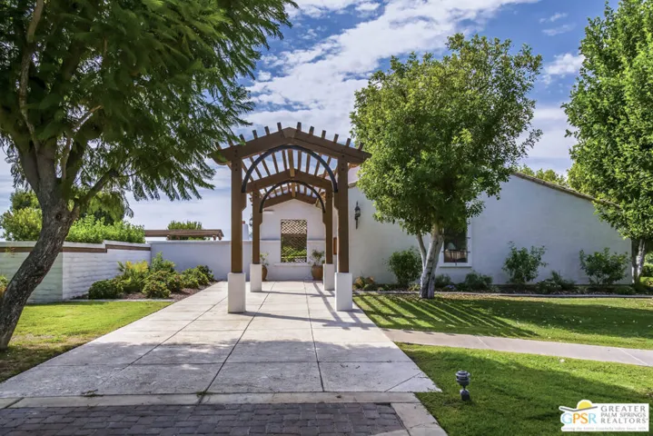 36095 Avenida De Las Montanas, Cathedral City, California 92234
