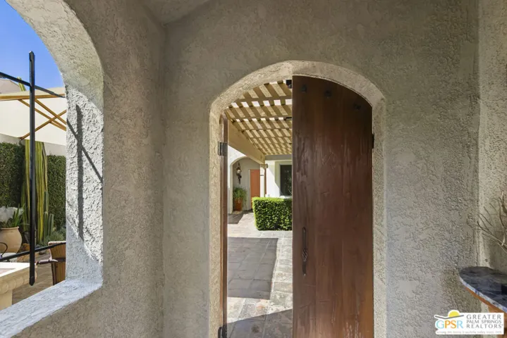 36095 Avenida De Las Montanas, Cathedral City, California 92234