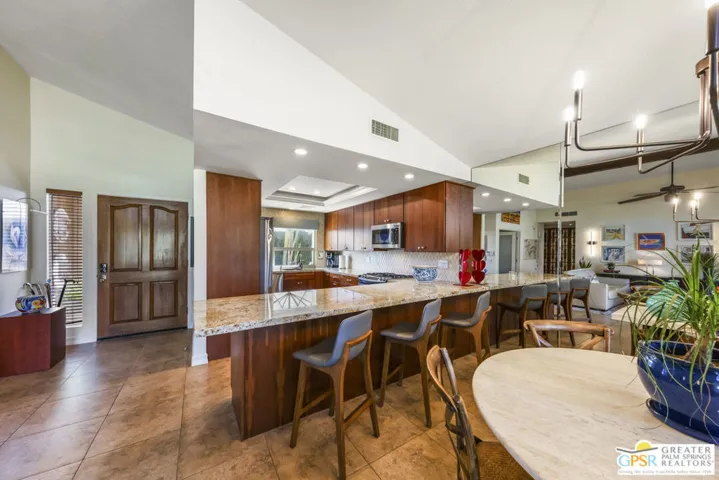 36095 Avenida De Las Montanas, Cathedral City, California 92234