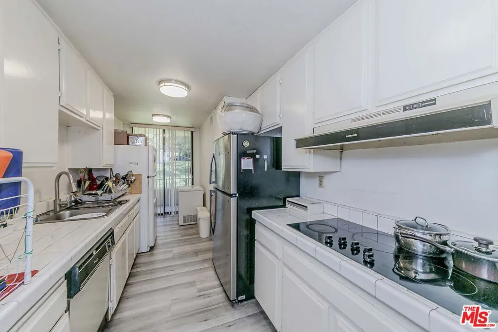 4141 Via Marisol 319, Los Angeles, California 90042 home-pic-21