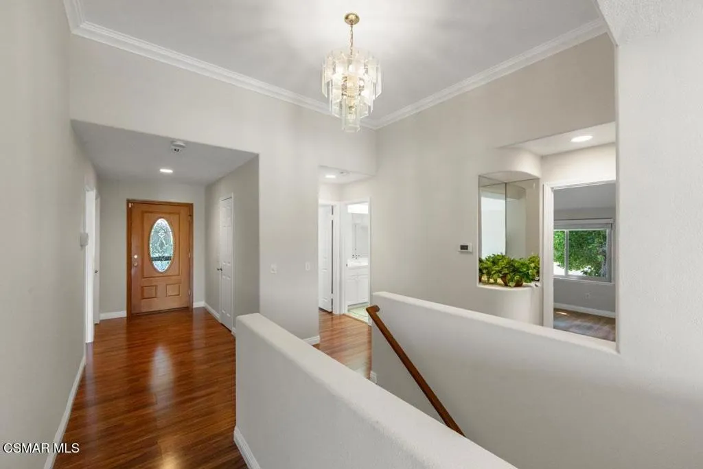 501 Dorado Court, Oak Park, California 91377 home-pic-7