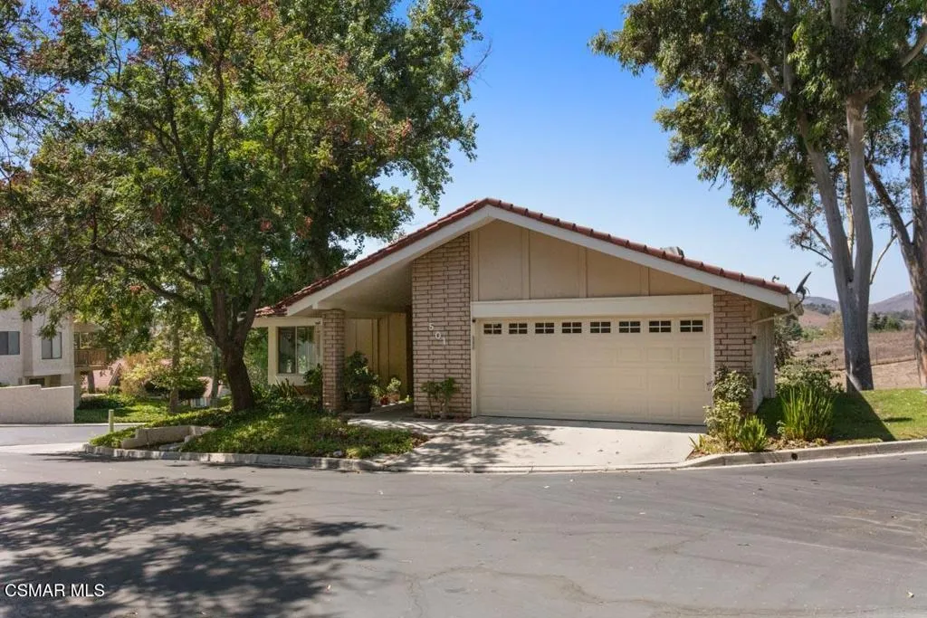 501 Dorado Court, Oak Park, California 91377 home-pic-1