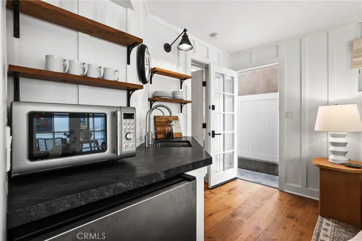 804 Park Avenue, Newport Beach, California 92662