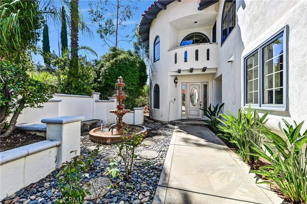 3523 Ryan Drive, Escondido, California 92025 home-pic-1