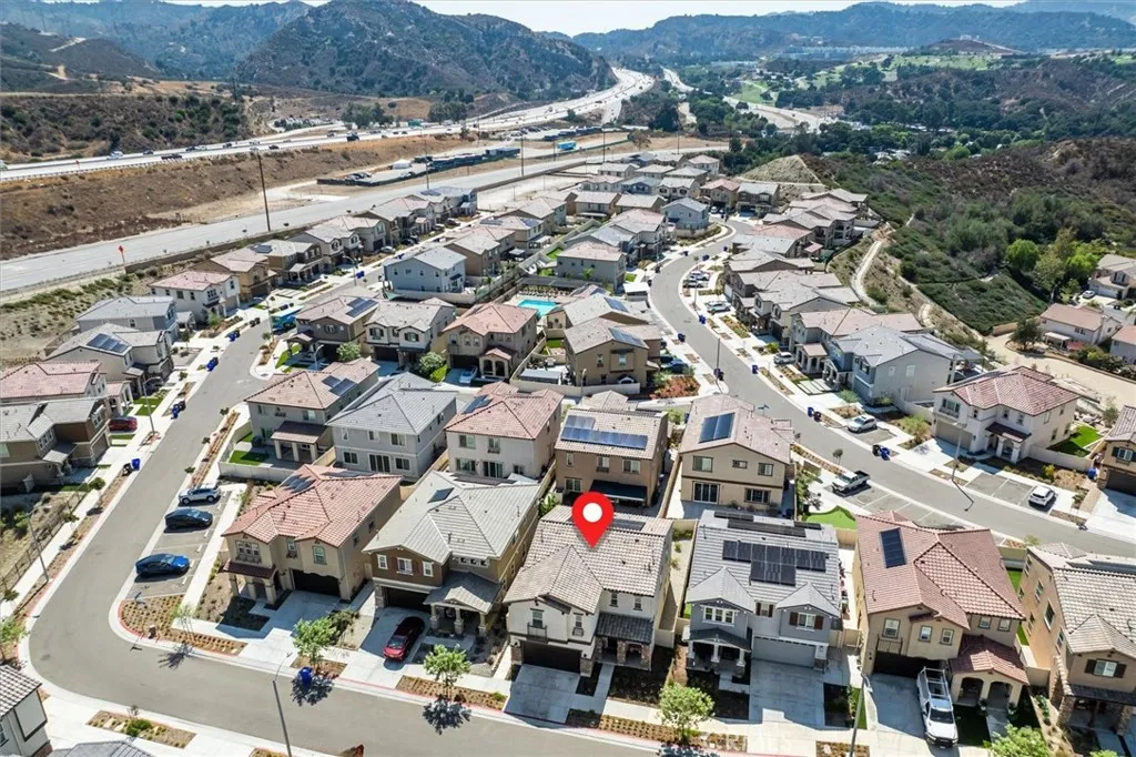 20912 20912 Silvergate Way, Newhall, California 91321 home-pic-45