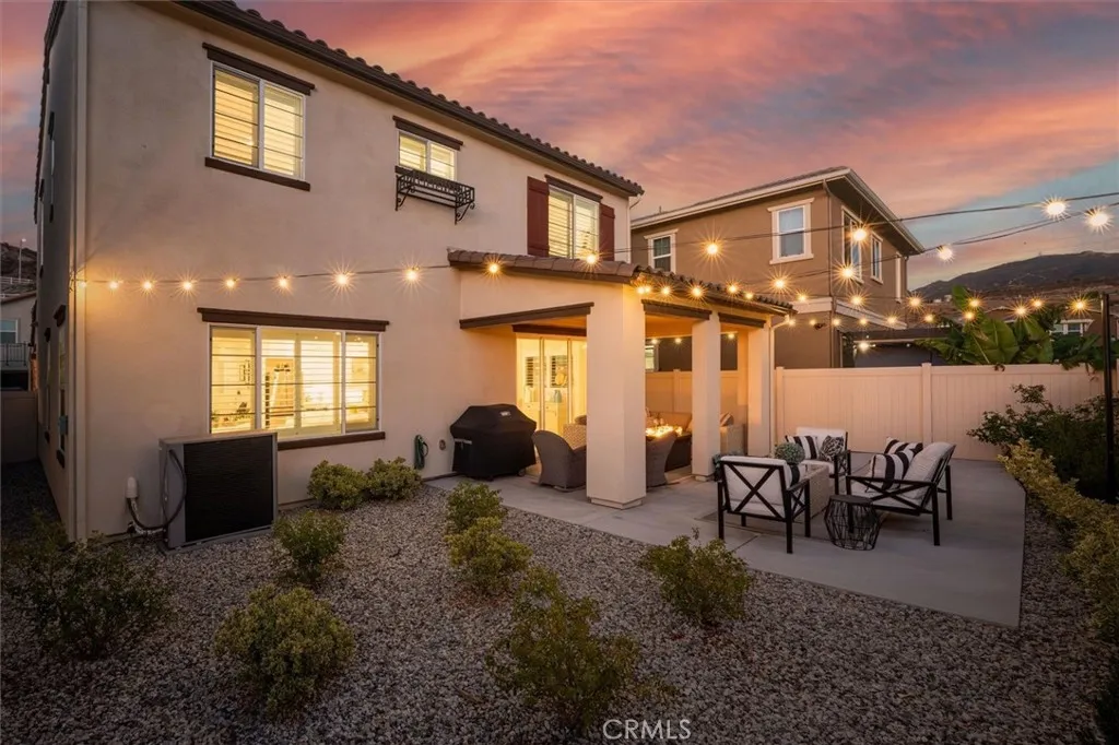 20912 20912 Silvergate Way, Newhall, California 91321 home-pic-37