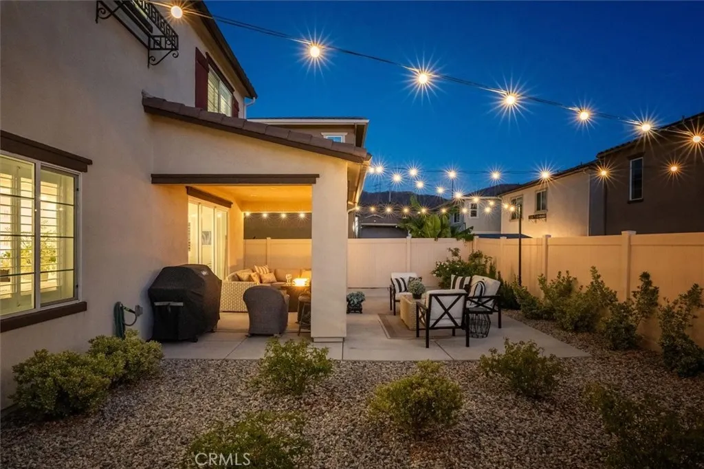 20912 20912 Silvergate Way, Newhall, California 91321 home-pic-38