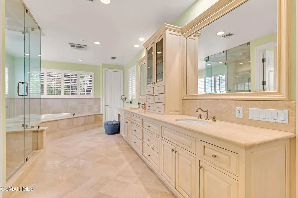 3298 Wisdom Court, Simi Valley, California 93063 home-pic-39
