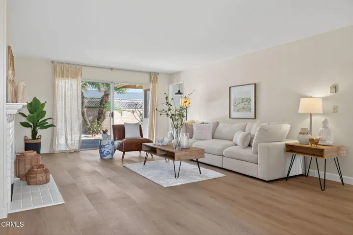 5-web-or-mls-001_UpmarketMedia-317EGar-0