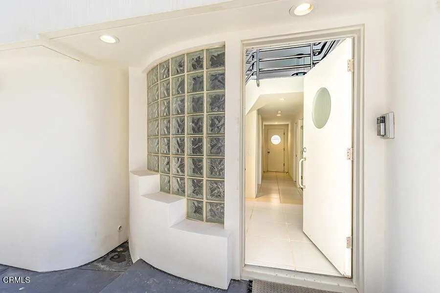 3405 Ocean Drive, Oxnard, California 93035 home-pic-6