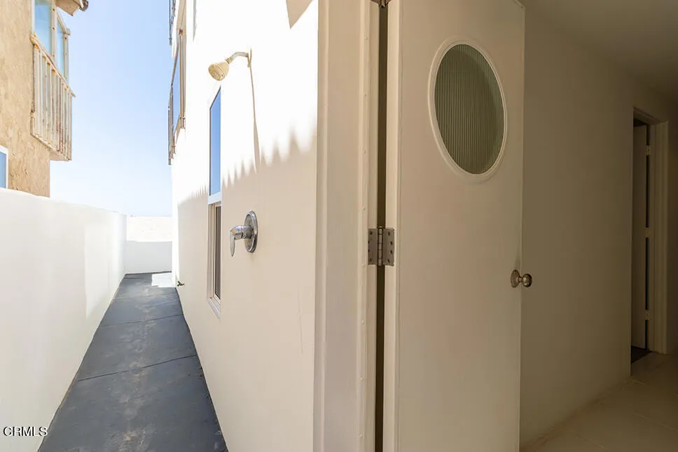 3405 Ocean Drive, Oxnard, California 93035 home-pic-10