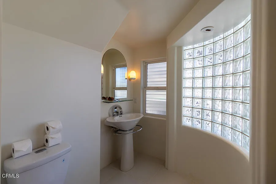 3405 Ocean Drive, Oxnard, California 93035 home-pic-26