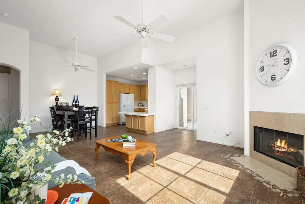 47635 Soft Moonlight, La Quinta, California 92253 home-pic-9