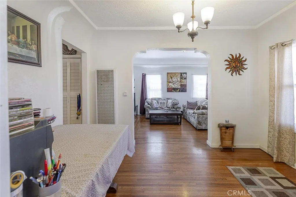 8110 S Halldale Avenue, Los Angeles, California 90047 home-pic-18