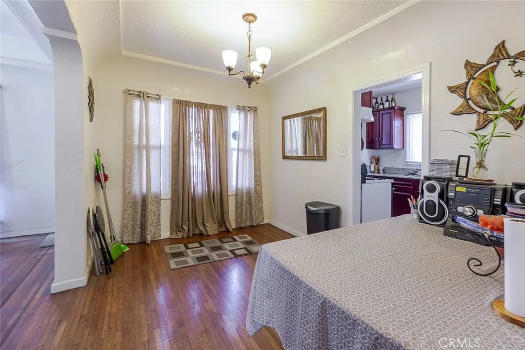 8110 S Halldale Avenue, Los Angeles, California 90047 home-pic-12