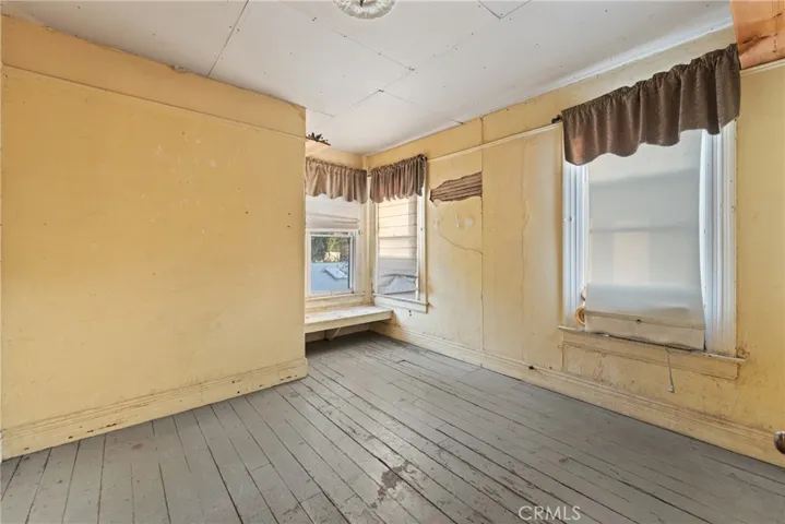 1228 S Center Street, Redlands, California 92373