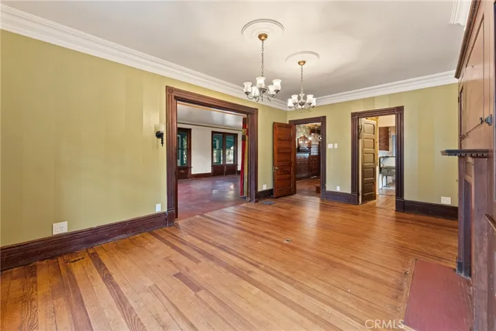 1228 S Center Street, Redlands, California 92373