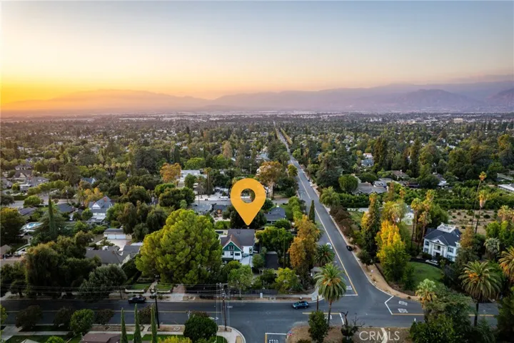 1228 S Center Street, Redlands, California 92373