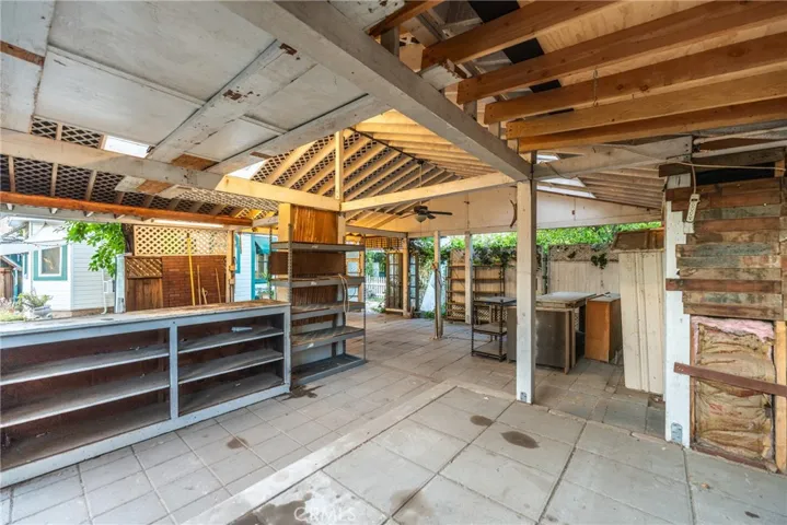 1228 S Center Street, Redlands, California 92373