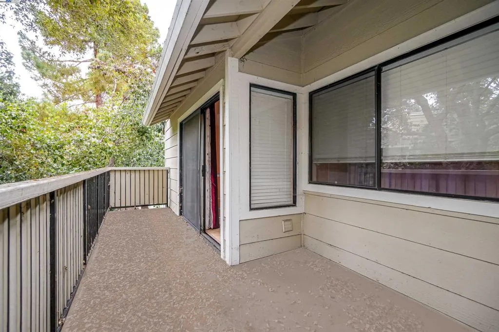 2437 Saint Helena Dr.  home-pic-18